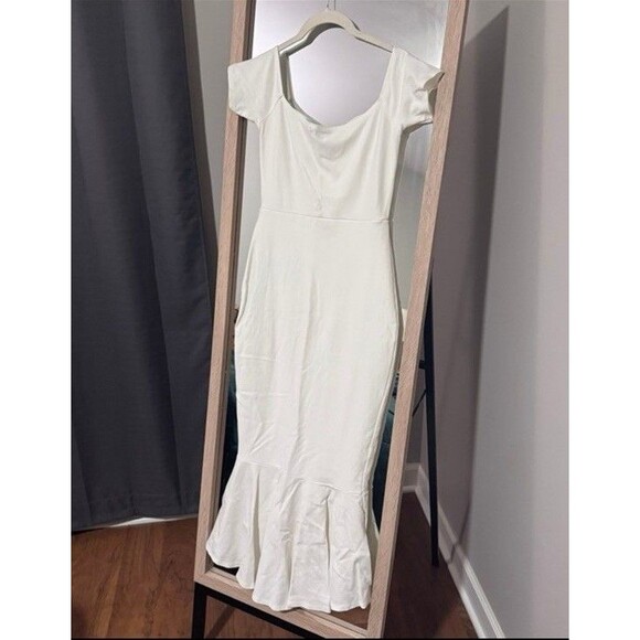 LULUS How Much I Care White Off The Shoulder Midi Dress Size SMALL NWOT - Picture 5 of 7